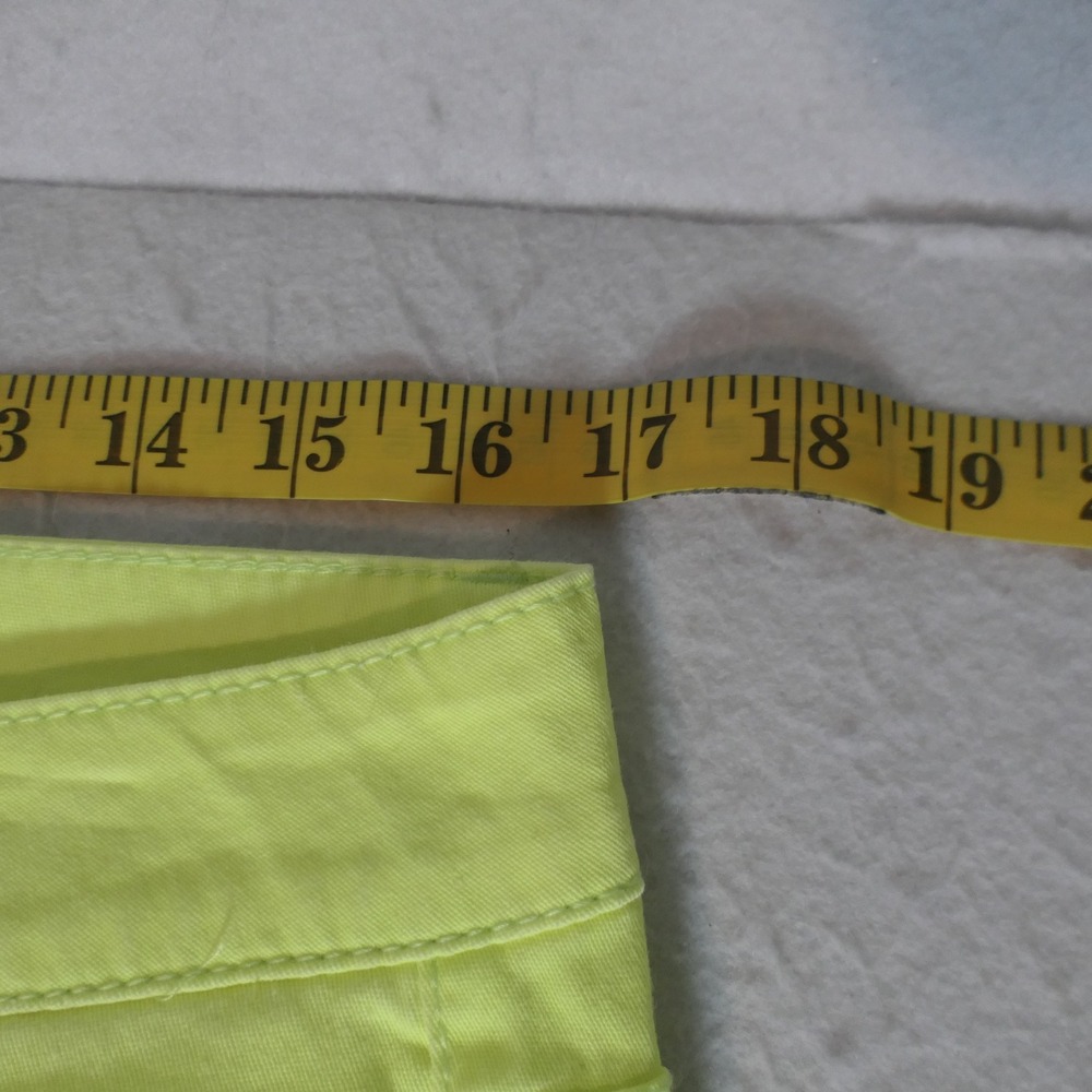 L.E.I. Women Shorts 13 Yellow Ashley Lowrise Neon Y2K Cutoff Streetwear Electric - Picture 4 of 6